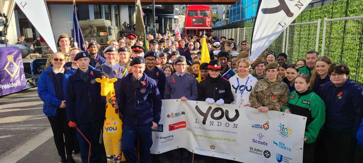 YOULondon1's tweet image. Such fun today with young people from @RoyalRussellCCF @14_acf @SeaCadetsLondon @LFBFireCadets @NationalVPC @CroydonVpc @SJALondonYouth @BBinLondon @GirlsBrigadeEW @56Squadron @croydonscouting on the YOU London float in the @lordmayors_show @citylordmayor