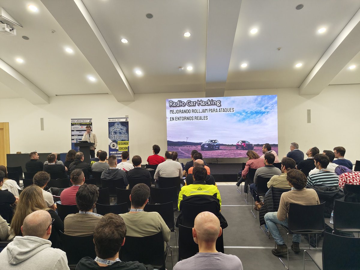 Kilian's tweet image. Joel Serna Moreno: &quot;Radio Car Hacking, mejorando RollJam para ataques en 
entornos reales&quot;  @JoelSernaMoreno @AsturCONtech #AsturCONtech23