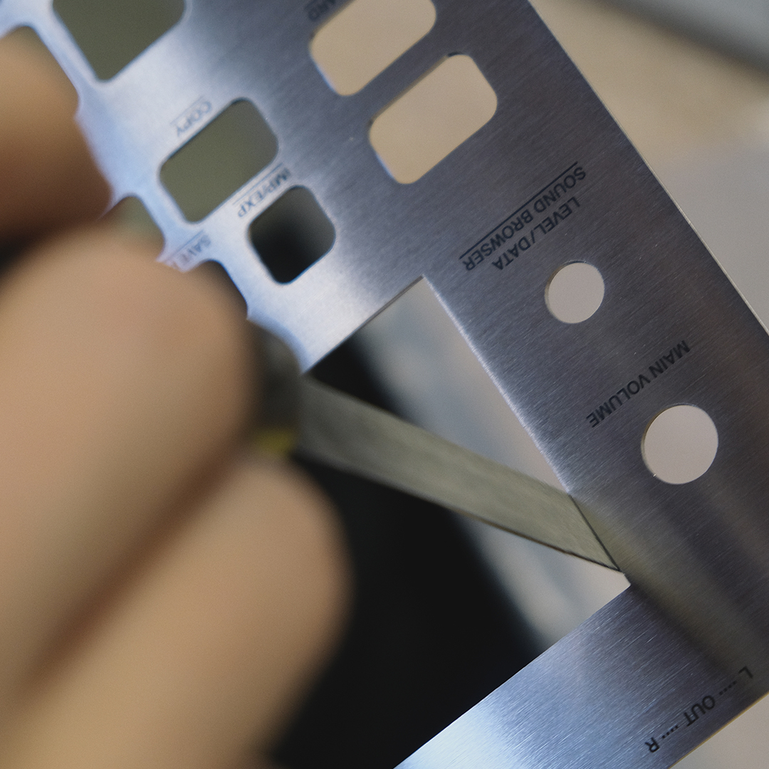 WeAreElektron's tweet photo. All e25 Remix Edition #Digitakt, #Digitone, and #Syntakt machines have been handcrafted in stainless steel here in Sverige. The faceplates have been brushed to give them their own unique finish, with no two units identical in appearance. Find out more: https://t.co/Nn3hTqJM86 https://t.co/d3Jmr67mq4