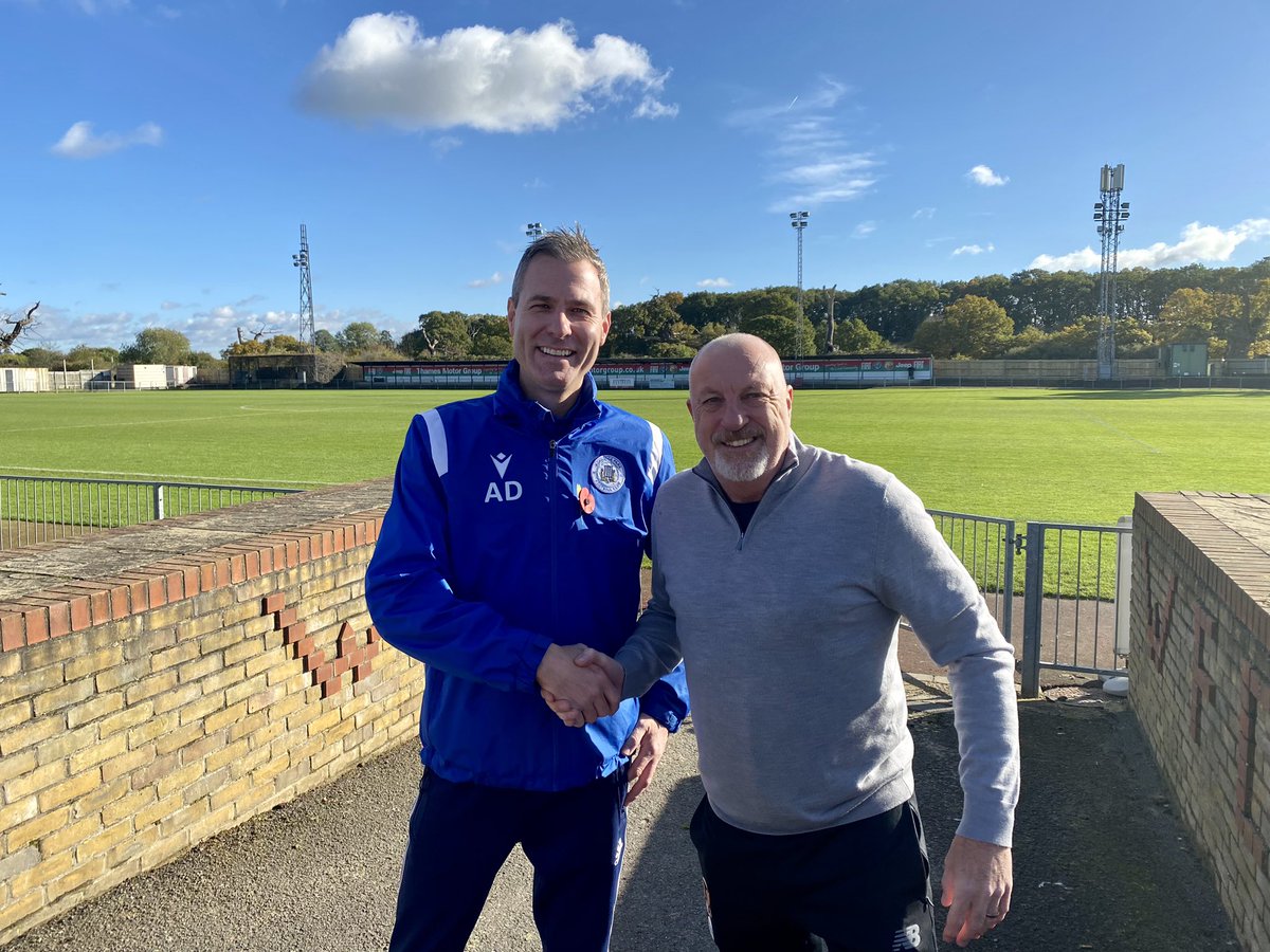 A huge thank you to <a href="/WindsorEtonFC/">Windsor & Eton FC</a> &amp; <a href="/WindsorEtonYth/">Windsor & Eton FC Youth</a> for allowing the U16 cup match between W&amp;E Swifts Reds &amp; Ashridge Park Royals to be played at the historic Stag Meadow ground. 

Spectators were treated to a thrilling 3-3 encounter, with Ashridge edging it in the penalties.