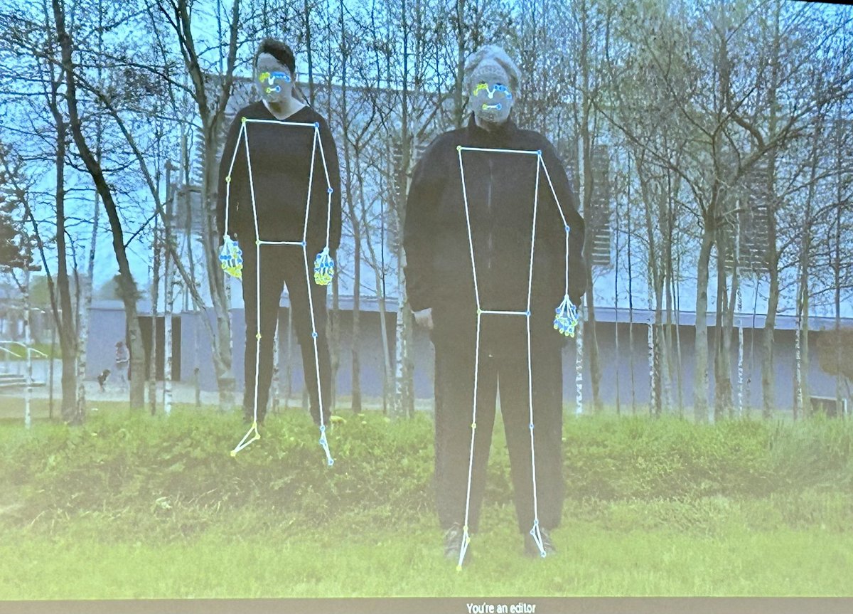 leesonl's tweet image. What a wonderful day we’ve had at the @TLRHub with @SignONEU colleagues including Davy &amp;amp; Frankie from @EUD_Brussels &amp;amp; Aoife from @AdaptCentre for our final public round table on Sign Language Machine Translation, presenting what we’ve done &amp;amp; taking community views.