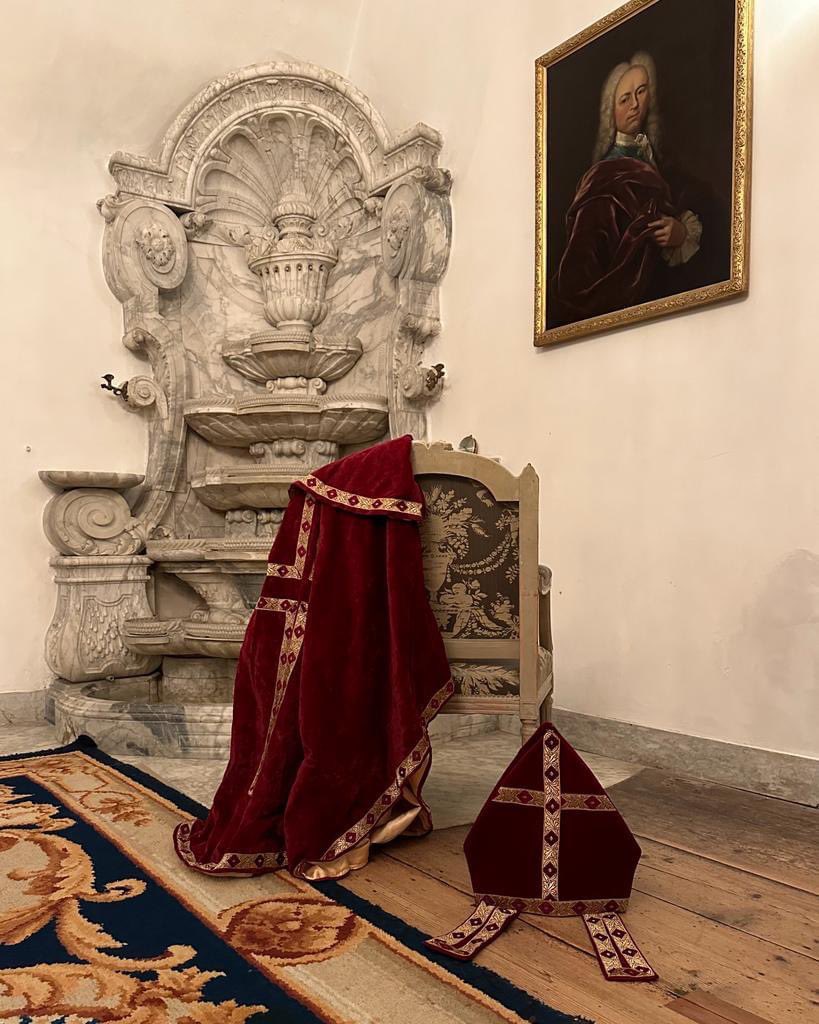 &amp; INTOCHT SINTERKLAAS - De baron &amp; burgemeester van Rozendaal nodigen alle kinderen uit om Sint en zijn Pieten do 23 november een warm welkom te heten. Er is van alles te beleven op het voorterrein van het kasteel: muziek, iets lekkers &amp; Pieten-vermaak! glk.nl/activiteiten/k…