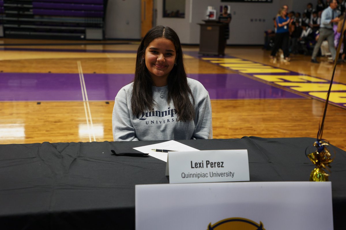 lexi perez tweet media