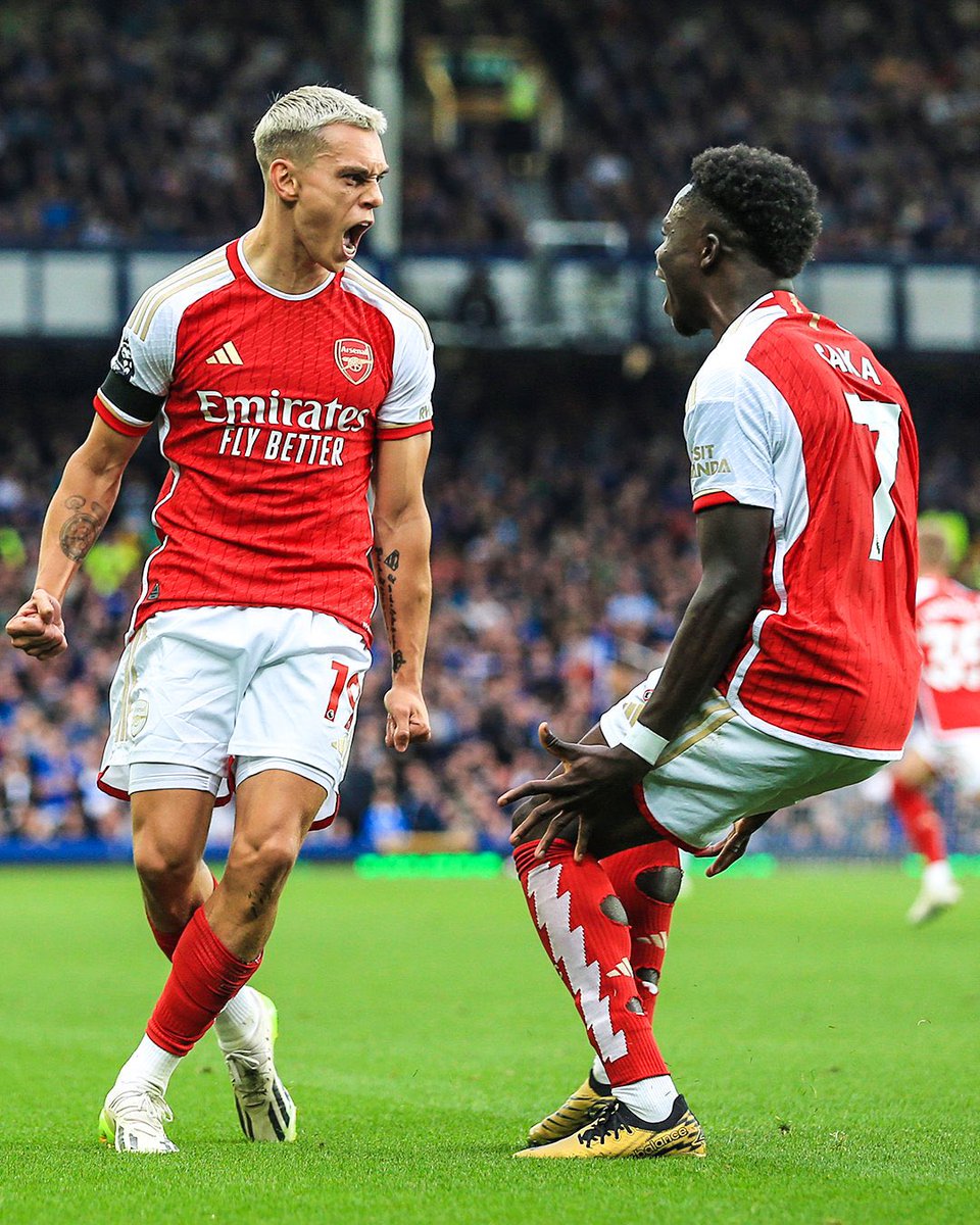 🏟️ Calling all Arsenal fans, let’s celebrate our excellent Premier League win today by following each other. REPOST and drop your handles now for huge gains. COYG ⚪️🔴