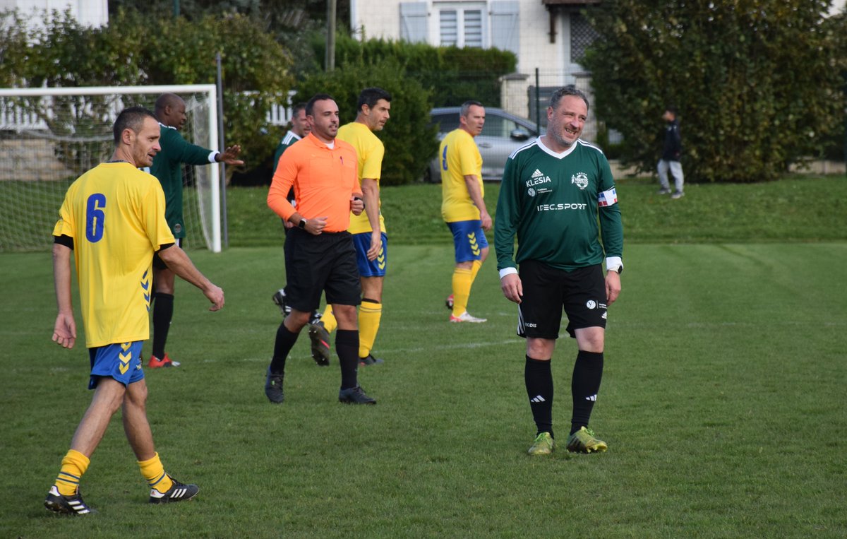 🚨 Ce samedi, à Auvers-sur-Oise, le VCF s'est imposé 4-1 contre le FC Auvers Ennery ⚽️ Buts : Del Bove, Amami, Orts, @daniel_oceane 📷 Photos du match : vu.fr/xQgCr