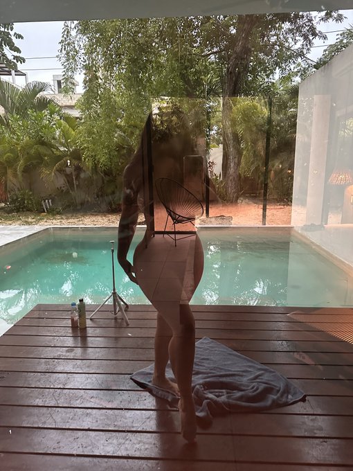 When in Tulum https://t.co/xkw074HdrF