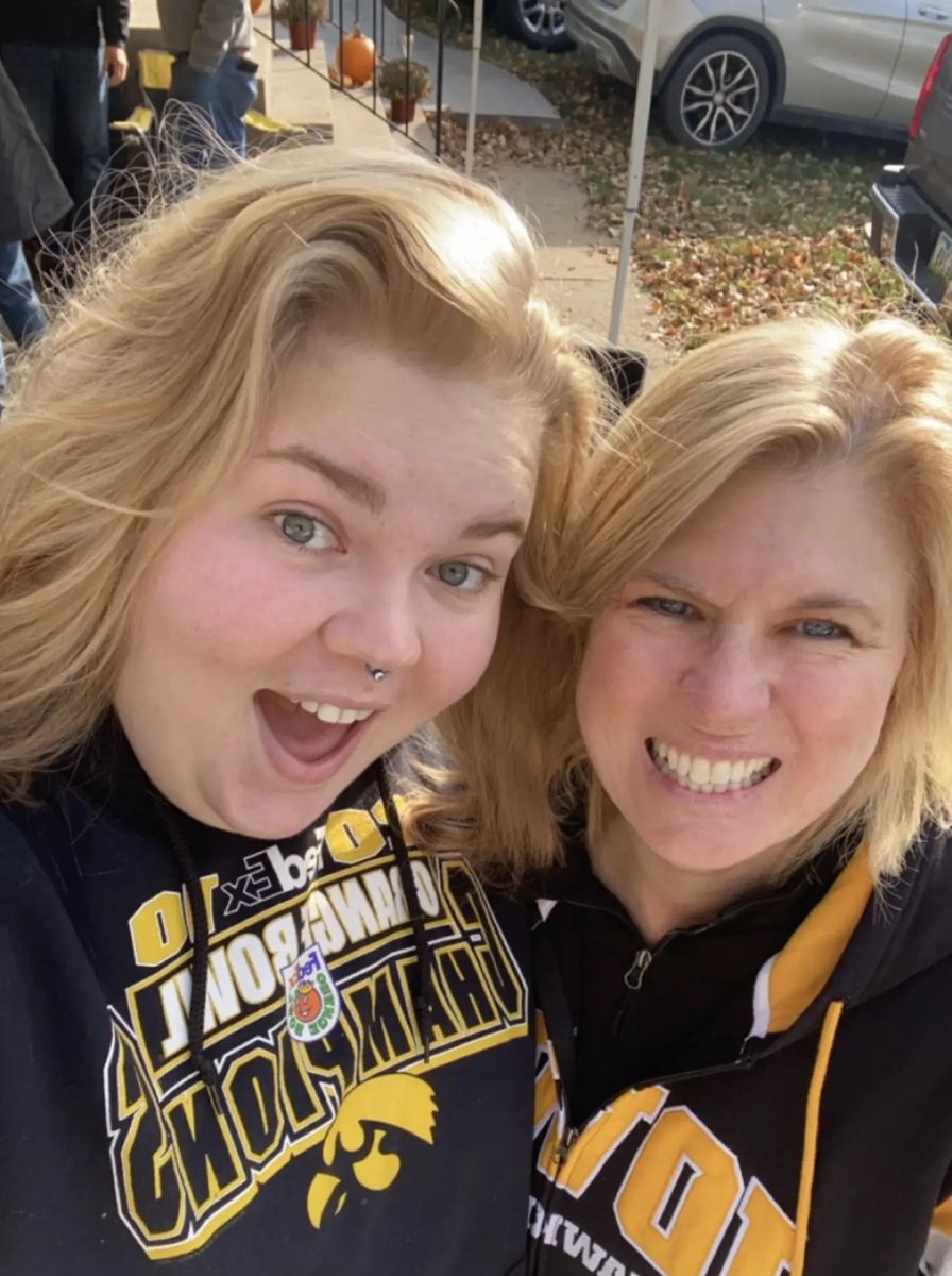 slproud's tweet photo. Beautiful day for for some Hawkeye Football!  Let’s Go Hawks! #FightForIowa https://t.co/y3yVdYCAsF