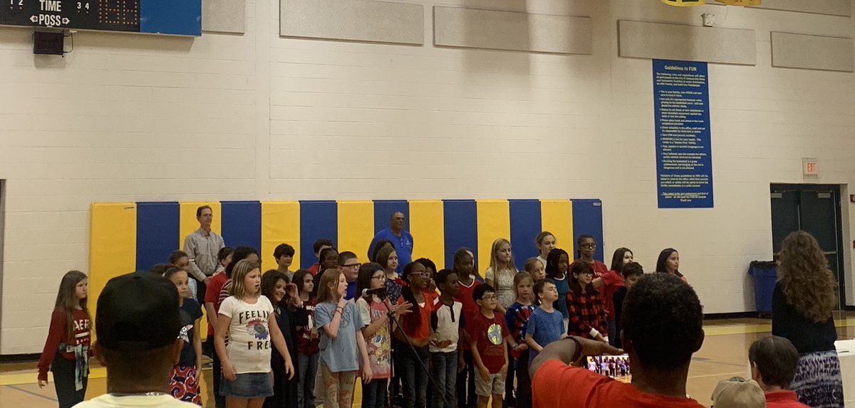 Some of our students performed at Carver Rec’s Veterans Day Program! Thanks to all veterans for their service to our country! 🇺🇸@jcityTNschools