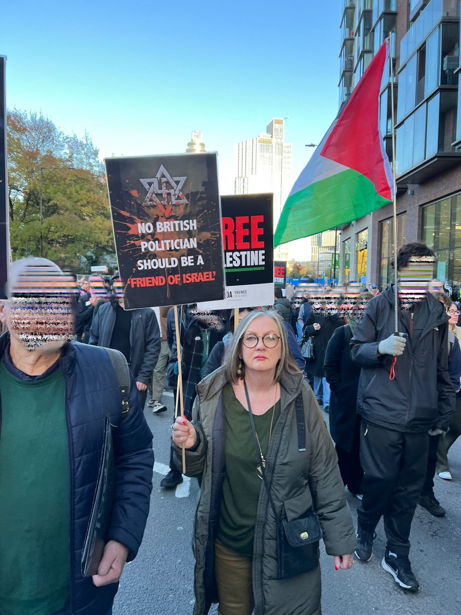 Following today's pro-Palestinian demonstration we're looking to identifying individuals in the thread below. Anyone who can help us identify this person should call 101, giving reference 1235186/23. Information can also be provided to Crimestoppers, anonymously, on 0800 555 111