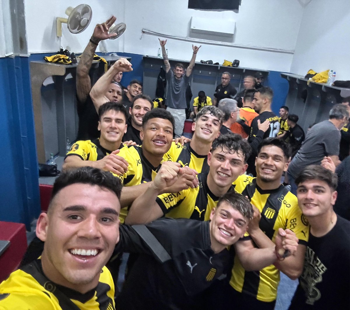 Y cómo no va a haber #SelfieCarbonera si seguimos 20 arriba.