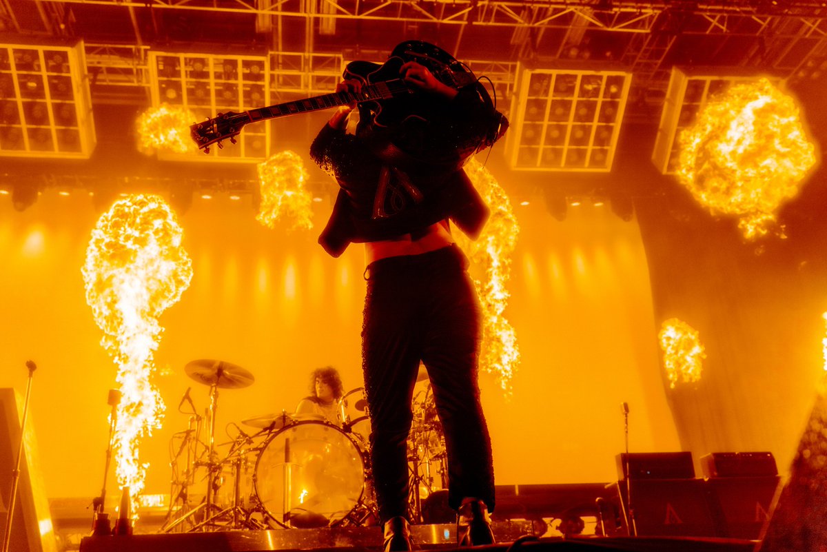 GretaVanFleet's tweet image. The first three European shows on the Starcatcher World Tour have been more than magnificent! We have another grand week ahead of us, starting tomorrow in Brussels. À demain!