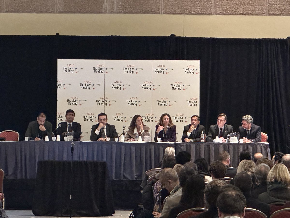 Meet Giants 💪🏻in #NITs ⁦<a href="/AlkhouriNaim/">Naim Alkhouri</a>⁩ ⁦<a href="/DrLoomba/">Rohit Loomba</a>⁩ ⁦<a href="/NoureddinMD/">Mazen Noureddin, MD, MHSc</a>⁩ ⁦<a href="/marurinella/">Maru Rinella MD</a>⁩ ⁦<a href="/AlinaAllenMD/">Alina Allen</a>⁩ #Arun Sanyal ⁦<a href="/VCU/">VCU</a>⁩ ⁦<a href="/QAnstee/">Quentin M. Anstee</a>⁩ #Laurent Castera  #TLMdx ⁦<a href="/AASLDtweets/">AASLD</a>⁩ ➡️ let’s solve the NIT challenge in MASH trials 🔌🔋⚡️