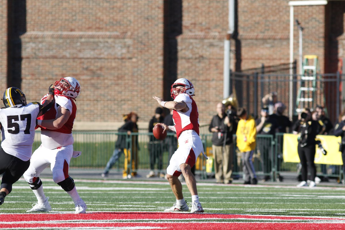 wabashathletics's tweet image. @WabashFB rushes for 310 yards with 424 yards of total offense but falls in two overtimes 33-30 to DePauw in the 129th Monon Bell Classic, first OT in the history of the rivalry.

Liam Thompson breaks the @NCAC career passing record with 11,035 passing yards.

#WAF 

#d3fb