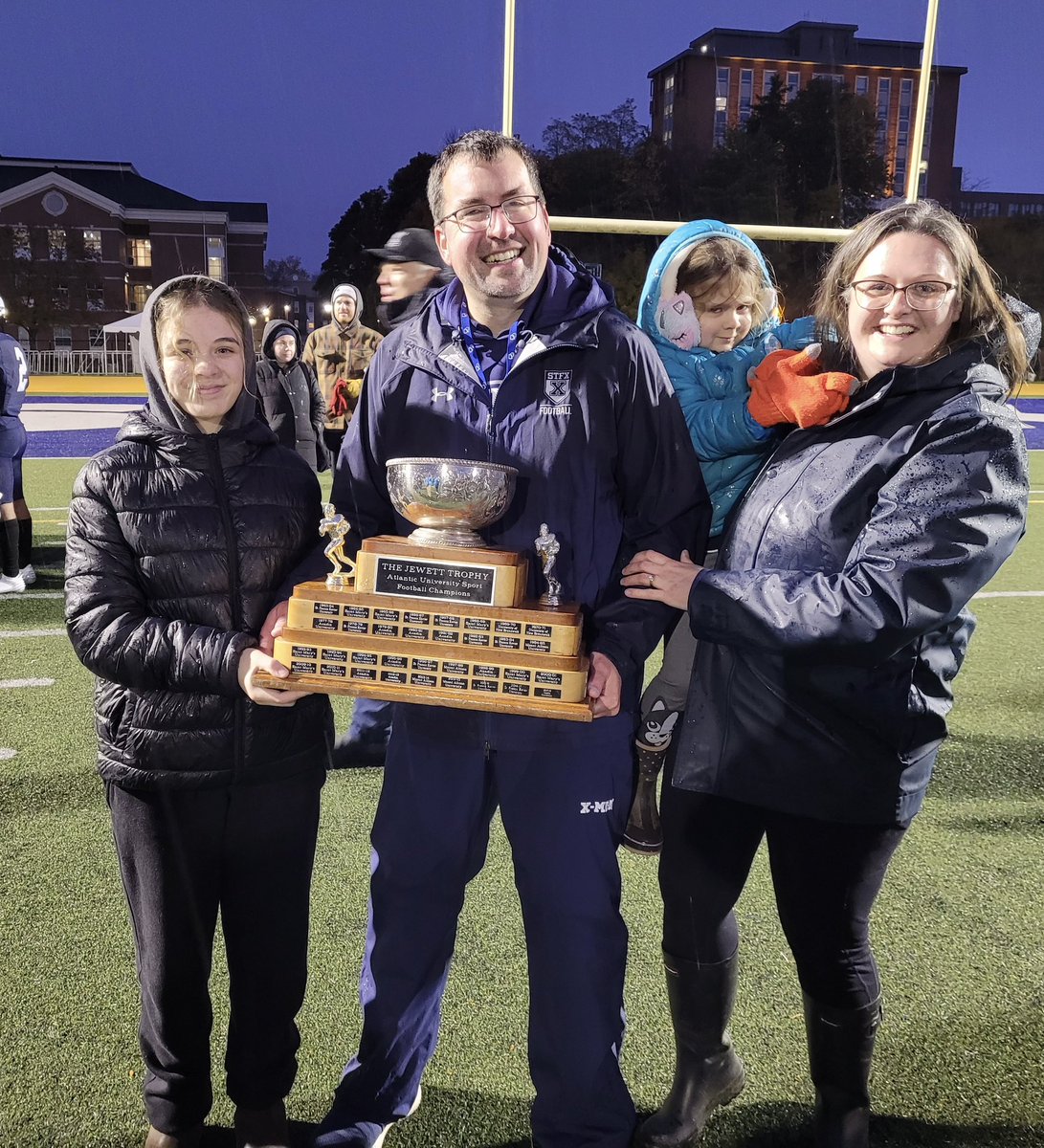 2023 Loney Bowl Champions. #HailandHealth #STFX