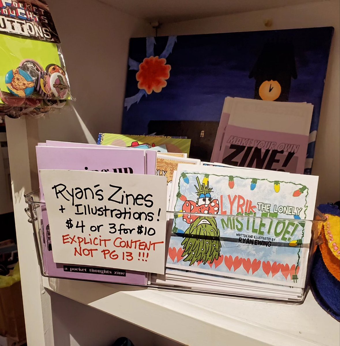 New #zines on the shelf at KCAD!
If you're in the #Kingston area, head down there to grab a copy of Lyrik The Lonely Mistletoe, and many others!
There's over 80 local artists and  makers on display there.

#ygk #art #shoplocal #kingstonontario #kcad #christmas #christmasshopping