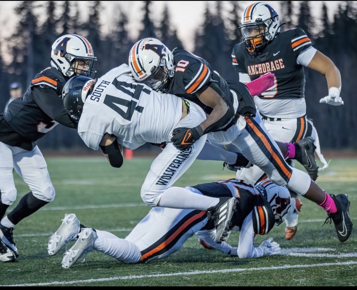 Blessed to be named 

-First Team All Conference WR
-First Team All State WR
-Most Versatile Player Of The Year
And nominated Gatorade player of the year.
<a href="/WAHSFootball/">WestAncFootball</a> <a href="/Timbothy_Davis/">🏂Timbo B. Davis 🏈</a> <a href="/BrandonHuffman/">Brandon Huffman</a> <a href="/BeaverBullpen/">Beaver Bullpen</a> <a href="/BeavRecruiting/">BeavRecruiting</a>