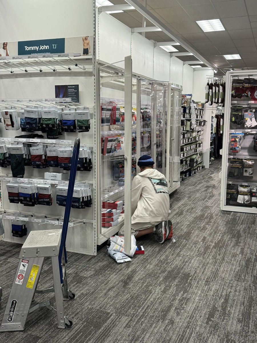 NeilRetail's tweet photo. Target installing locked cabinets for all men’s underwear and socks … even basic lines like its own Goodfellow &amp; Co. brand and Hanes. No matter what the reason, this is an atrocious way to run a store. Lost sales incoming… #Target https://t.co/uZPeB9lleH