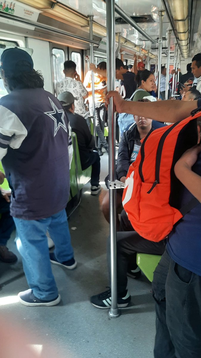 Adonis690's tweet image. Último vagón del @MetroCDMX