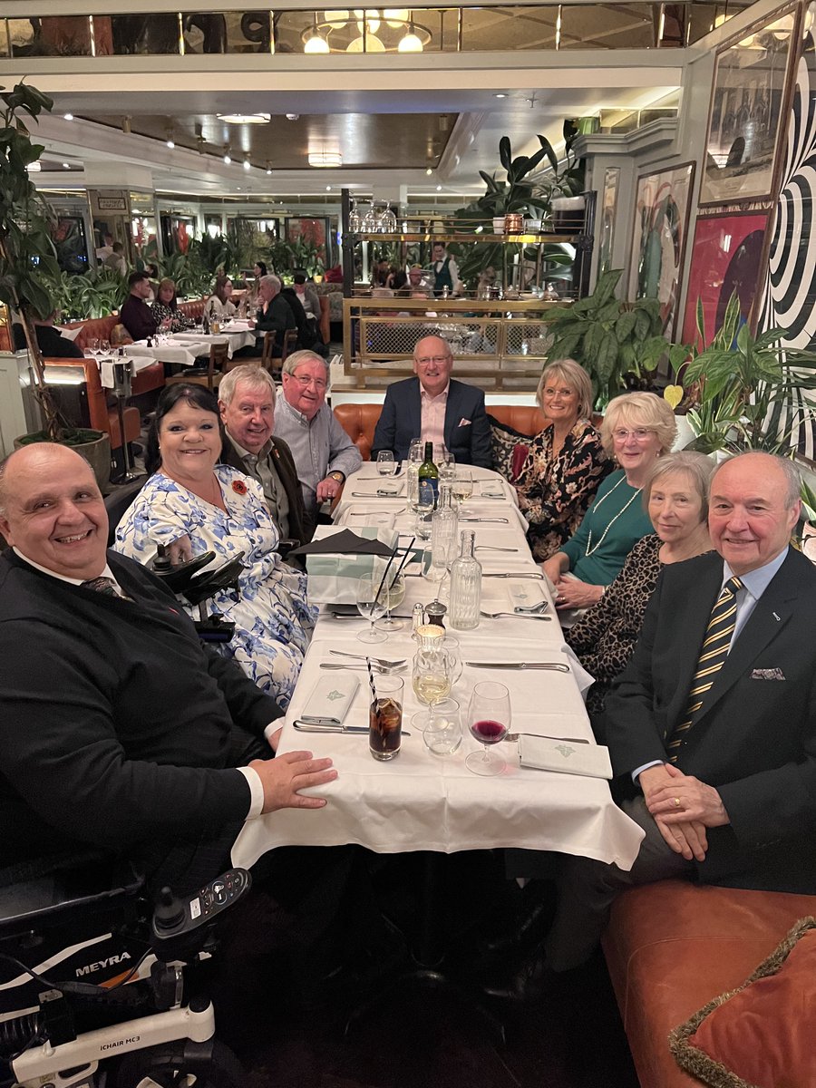 Five out of the eight 2022-23 Welsh High Sheriffs had a reunion last night at The Ivy Cardiff. It was lovely to catch up with everyone's news & reminisce about our year. We may no longer be @highsheriffs but we became a close group of friends. Looking forward to the next reunion.