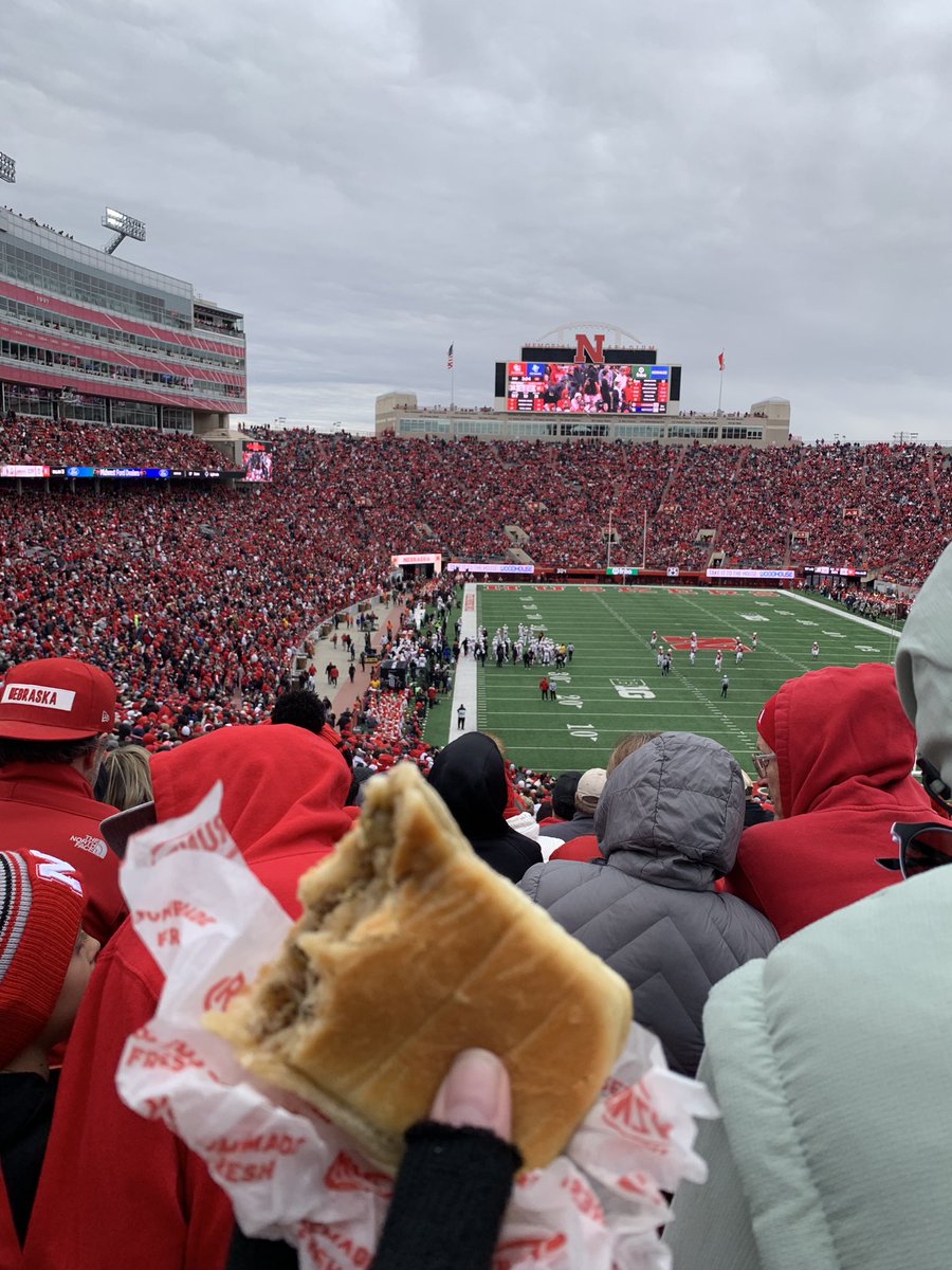 Tasha Beck Freitag tweet media