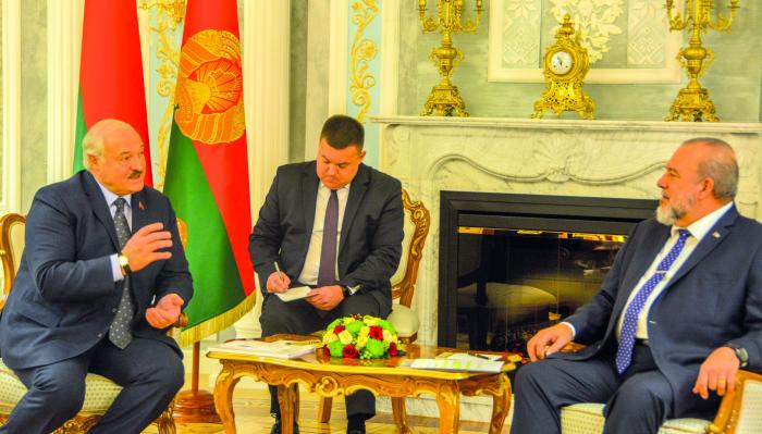 En su visita oficial a la República de Belarús, el primer ministro de #Cuba <a href="/MMarreroCruz/">Manuel Marrero Cruz</a> sostuvo encuentros con el Presidente de esa nación, Aleksandr Lukashenko y con su homólogo, Román Golóvchenko. 

#CDRCuba