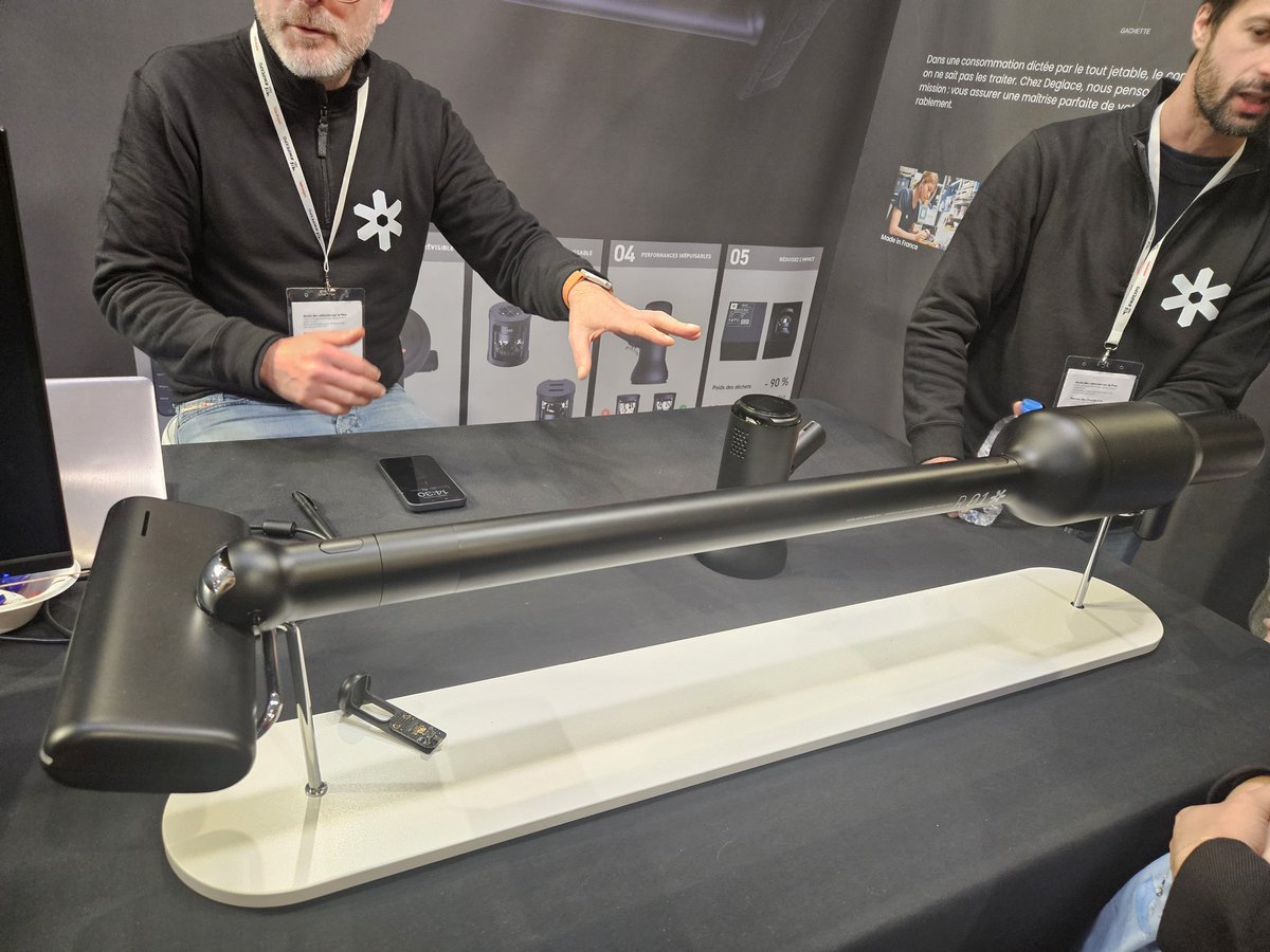 Un bel aspirateur balai #madeinfrance, durable et réparable au <a href="/MIF_Expo/">MIF Expo - Le Salon du Made in France</a> 👍

deglace.tech