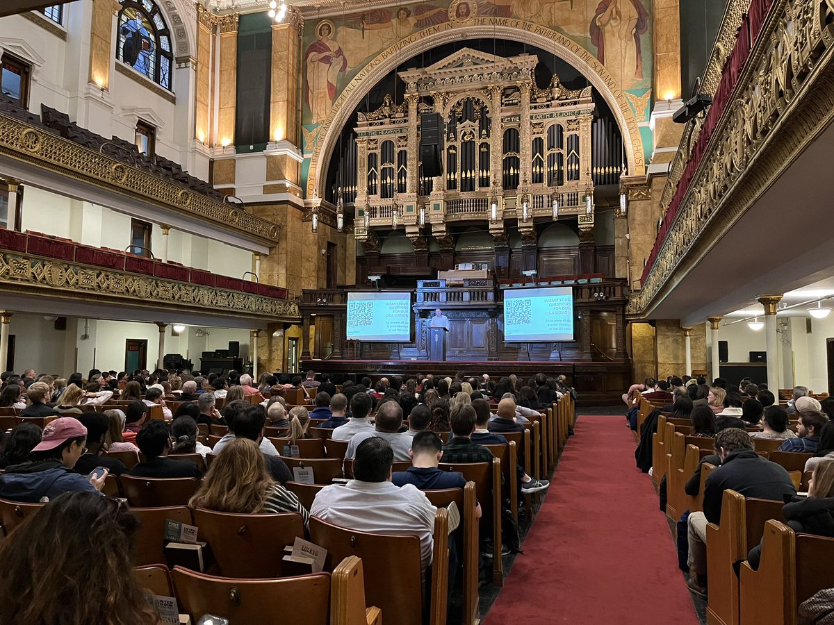 Great to see so many here in downtown Boston at a weekend event on Singleness, Marriage, and Sexuality. @SamAllberry up now. Grateful for this brother.