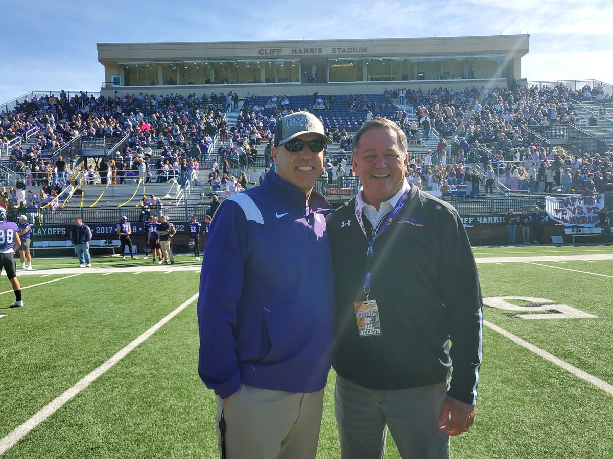 Our Executive Director Todd Berry on the field visiting with AFCA President Todd Knight before the Battle of the Ravine between @OuachitaFB & @ReddiesFB