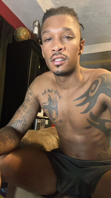 Splash 🤗👐🗝️ https://t.co/e6DpfxrbDY