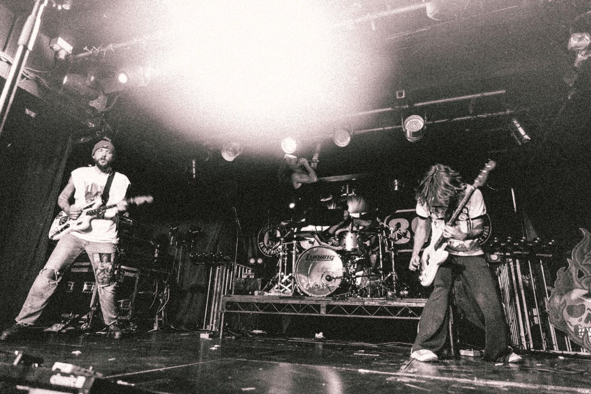 THE HUNNA tweet media