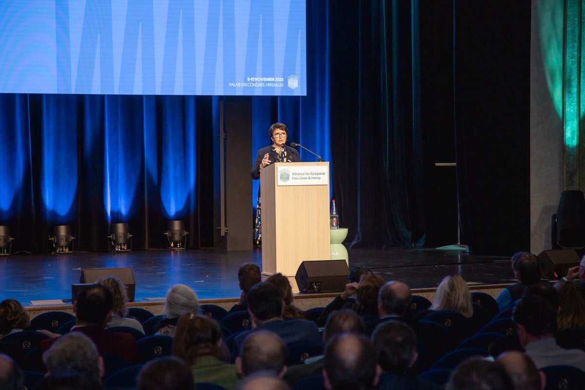 Christiane Lambert tweet media