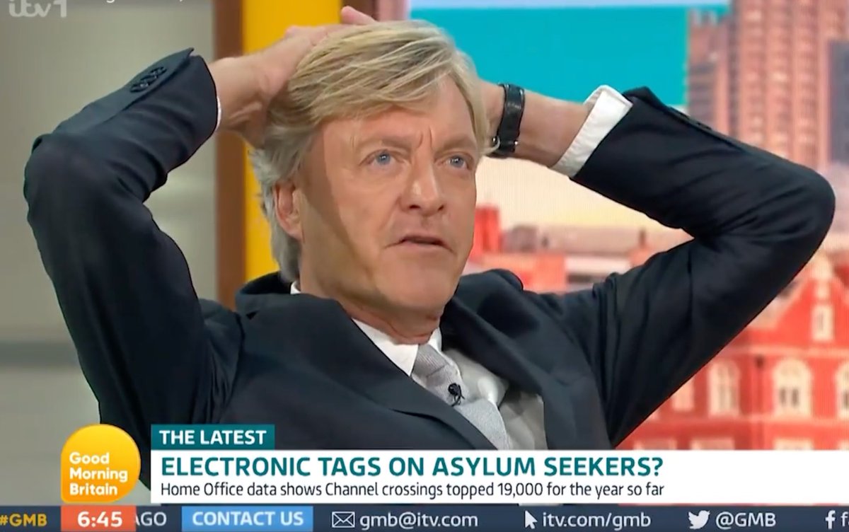 CALLINSICKPLZ tweet media