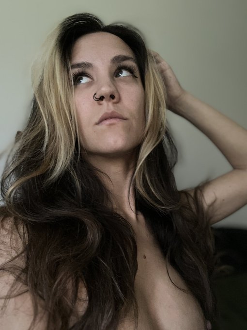 Would you take a nap with me? https://t.co/z3CgCT4MV9<a href="/tag/mvsales"class="tags"><span>#mvsales</span></a>