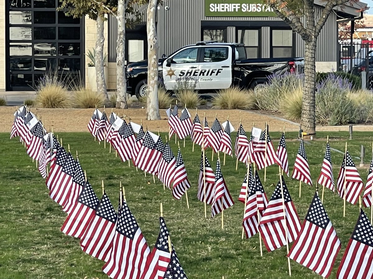 SheriffPogue's tweet photo. Saluting our heroes this #VeteransDay 🇺🇸 A special thank you to my Marine dad, my Navy son, and our department’s veterans. Your service and sacrifices are the backbone of our nation’s strength. #HonorAndService #CommunityHeroes https://t.co/MGZMufEeMj