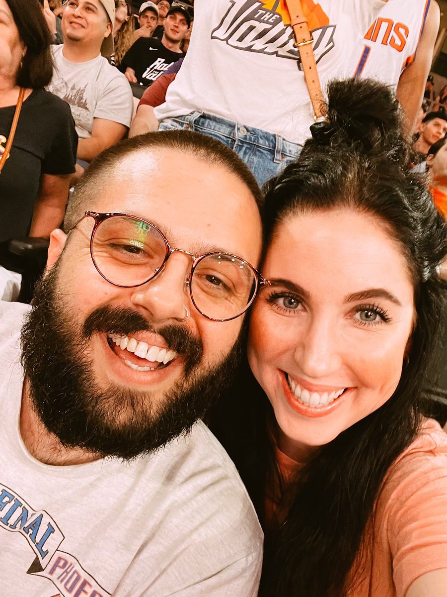 Sammy_J_Killa's tweet photo. @Mishbia15 @Suns I would take my lovely wife, Megan! We celebrate our three year anniversary on Monday, 11/13, so this would be an awesome way to celebrate. Go Suns! https://t.co/EYWwNwfjxO