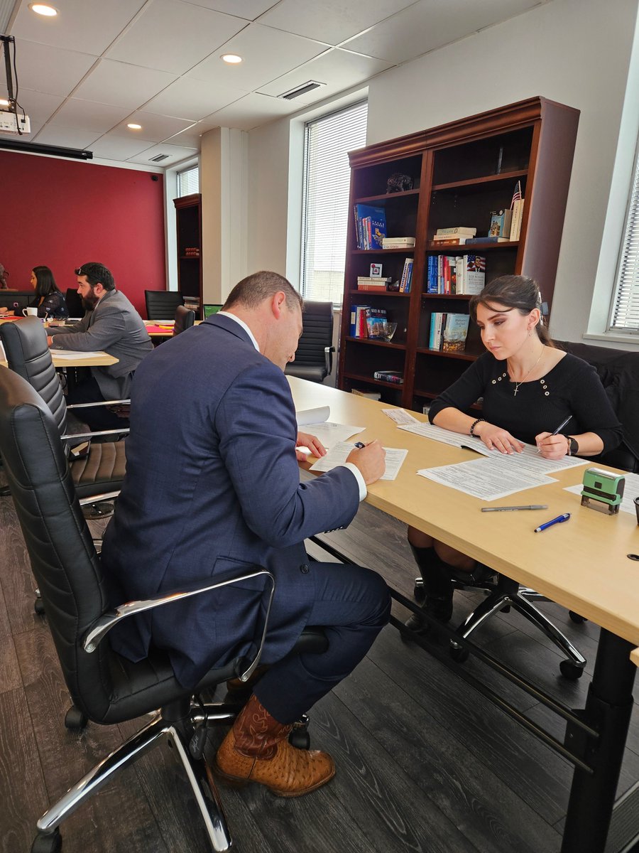 ElectAHinojosa's tweet photo. I have officially filed to run for Texas Senate District 27 in 2024! The people of South Texas are ready for change, and I am ready to fight for that change. ¡Vamanos! https://t.co/wawVP6USpT