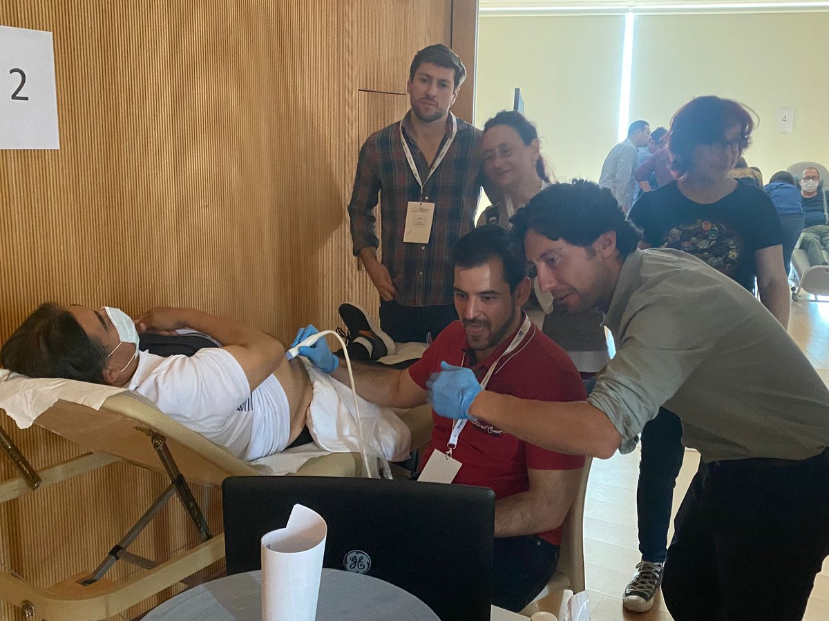 Busy time today for our team at #Senefro23. @jjuega <a href="/Tubulocentric/">Gregorio Romero-González</a> &amp; <a href="/graterol_fred/">Fredzzia Graterol</a> as #nephropocus course teachers, <a href="/Iara_daSilvaS/">Iara DaSilva</a> great talk about belimumab in SLE &amp; <a href="/JJuega/">Javi Juega</a> showing miRNAs diagnose of IFTA in kidney grafts!more to come tomorrow! <a href="/SENefrologia/">S.E.N. Nefrología</a> <a href="/hgermanstrias/">Hosp. Germans Trias</a>