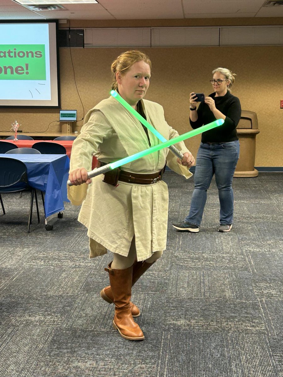 starwarsindiana's tweet image. This past Wednesday (11/8/2023) @Bloodfin , @MosEspaBase and Taakure Clan joined forces at the Optimist Miracle Movers Celebration of Miracles awards ceremony!  Great job troopers!