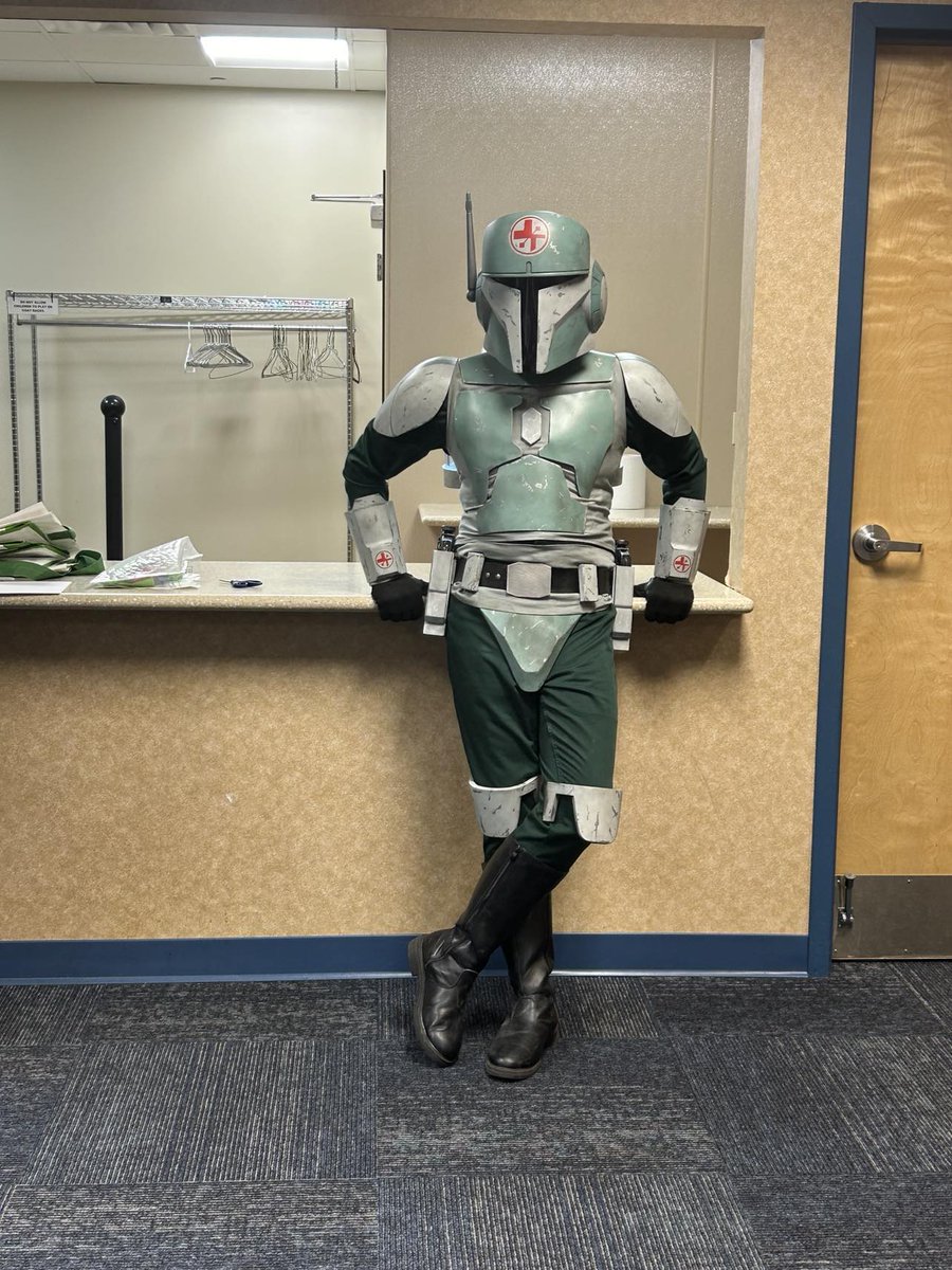 starwarsindiana's tweet image. This past Wednesday (11/8/2023) @Bloodfin , @MosEspaBase and Taakure Clan joined forces at the Optimist Miracle Movers Celebration of Miracles awards ceremony!  Great job troopers!