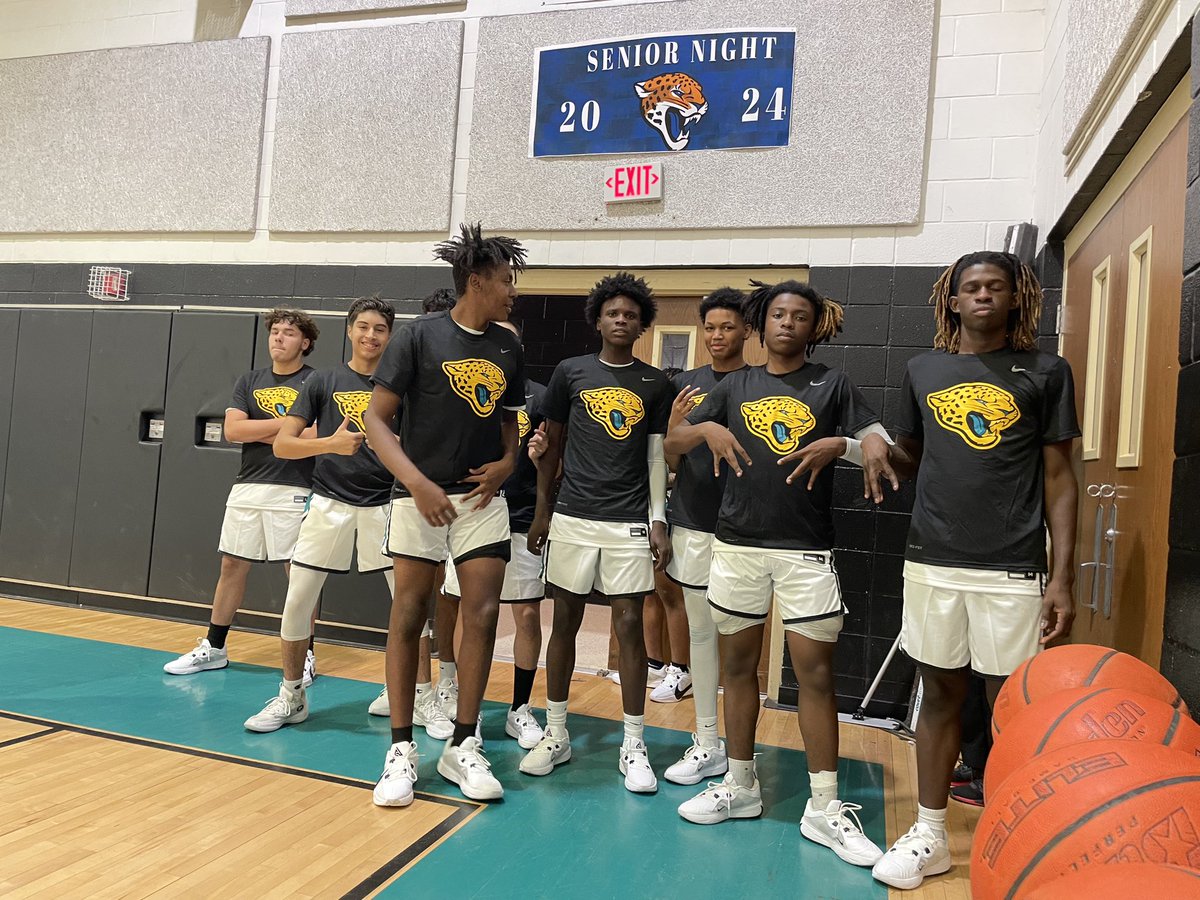 Molina Men’s Basketball (@molina_mbb) on Twitter photo Shoutout to The Jaguars on their home opener win last night! 48-39 🐆💪🏾‼️ <a href="/JacobNunez27/">Jacob Nuñez</a> <a href="/MolinaHigh/">Moises E. Molina High School</a> Shoutout to The Jaguars on their home opener win last night! 48-39 🐆💪🏾‼️ <a href="/JacobNunez27/">Jacob Nuñez</a> <a href="/MolinaHigh/">Moises E. Molina High School</a>