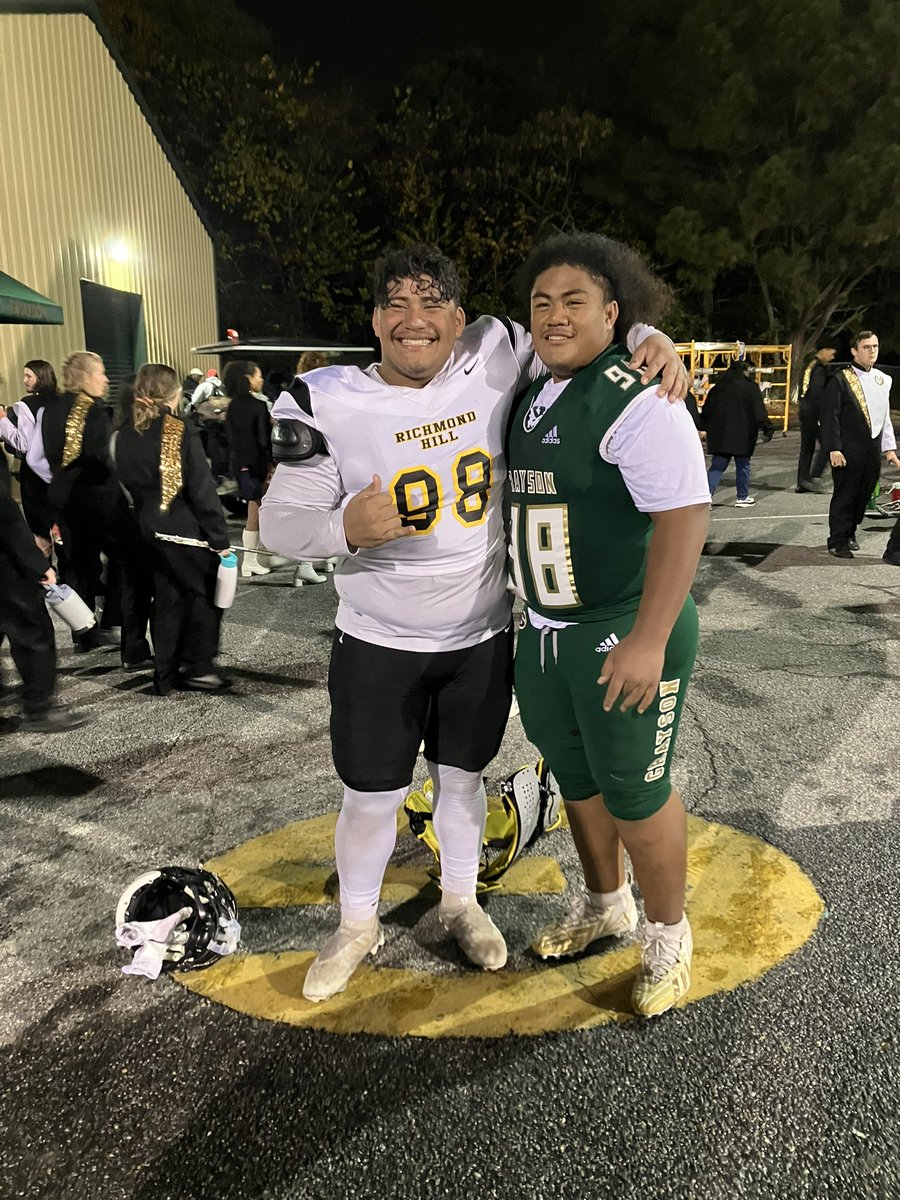 LotomauSeumaala's tweet image. Got to share the field with a poly brother @Hookipa_naki that I met earlier this year @polynesiabowl . Playoffs first round down, gotta keep grindin 🇼🇸 🇦🇸 #98 #cantmovedaMAUntain