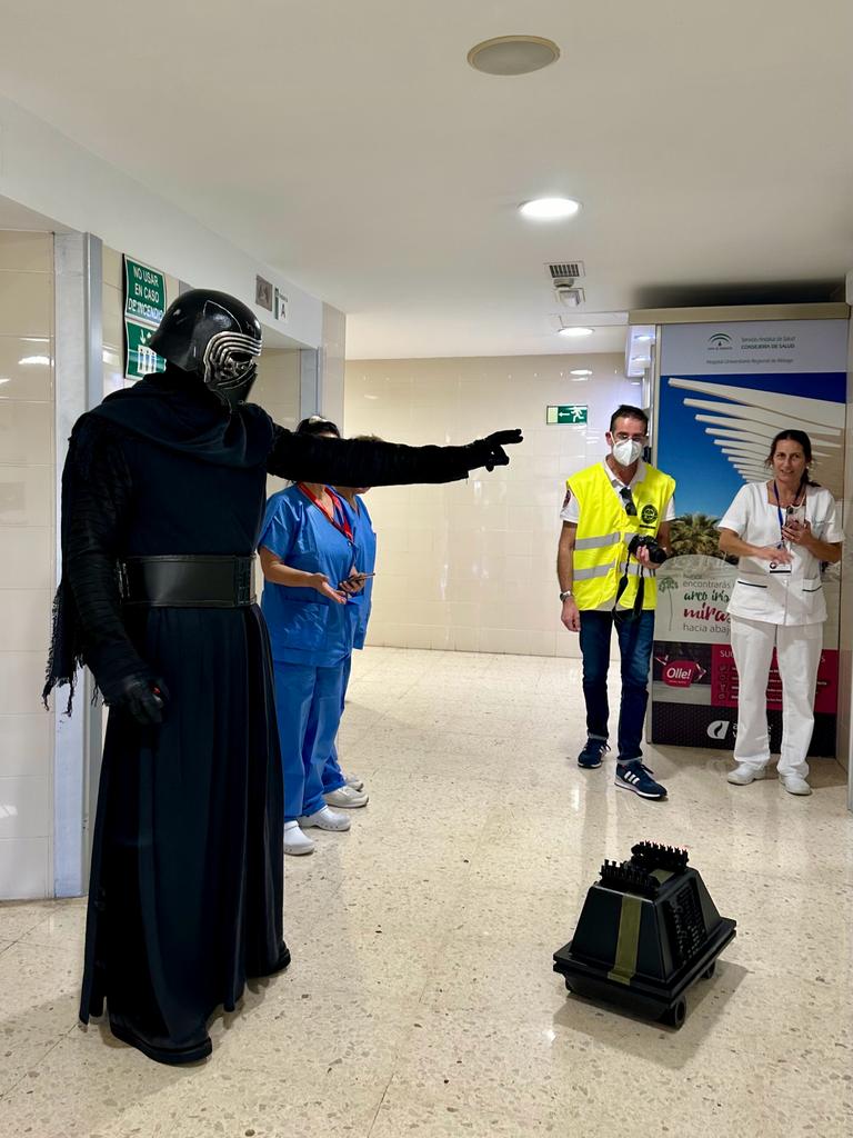 Astromech Spain - R2 Builders Club (@astromechspain) on Twitter photo También hemos estado acompañando a <a href="/legion501/">501st Legion - Spanish Garrison</a> en su visita al Hospital Materno Infantil de Málaga También hemos estado acompañando a <a href="/legion501/">501st Legion - Spanish Garrison</a> en su visita al Hospital Materno Infantil de Málaga