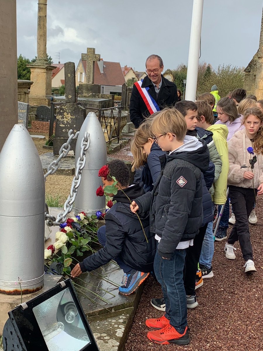 Saint-Contest tweet media