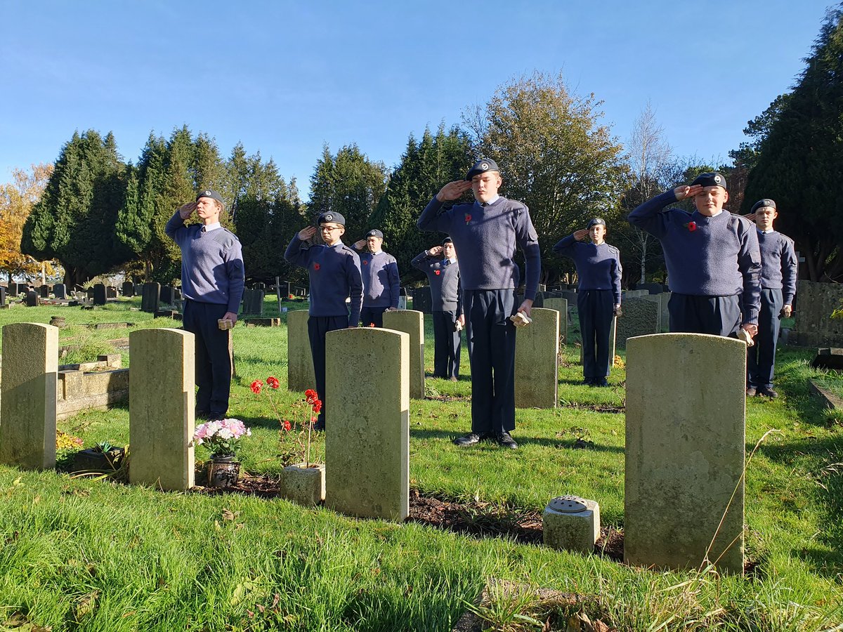 Today cadets from <a href="/372Sqn/">372 (Barry) Squadron</a> proudly laid 140 poppy crosses at Barry Cemetery on behalf of the <a href="/PoppyLegion/">Royal British Legion</a> after a 2 minute silence. Members of the public thanked the cadets for what they did this morning. #whatwedo <a href="/no1welshatc/">No 1 Welsh Wing</a>