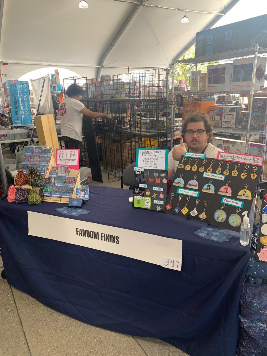 FandomFixins's tweet photo. We’re here all weekend at @animeexpochibi ! Come check us out at SP17! We’re in the retro market next to the artist alley ☺️ https://t.co/t2HZaRUJjw