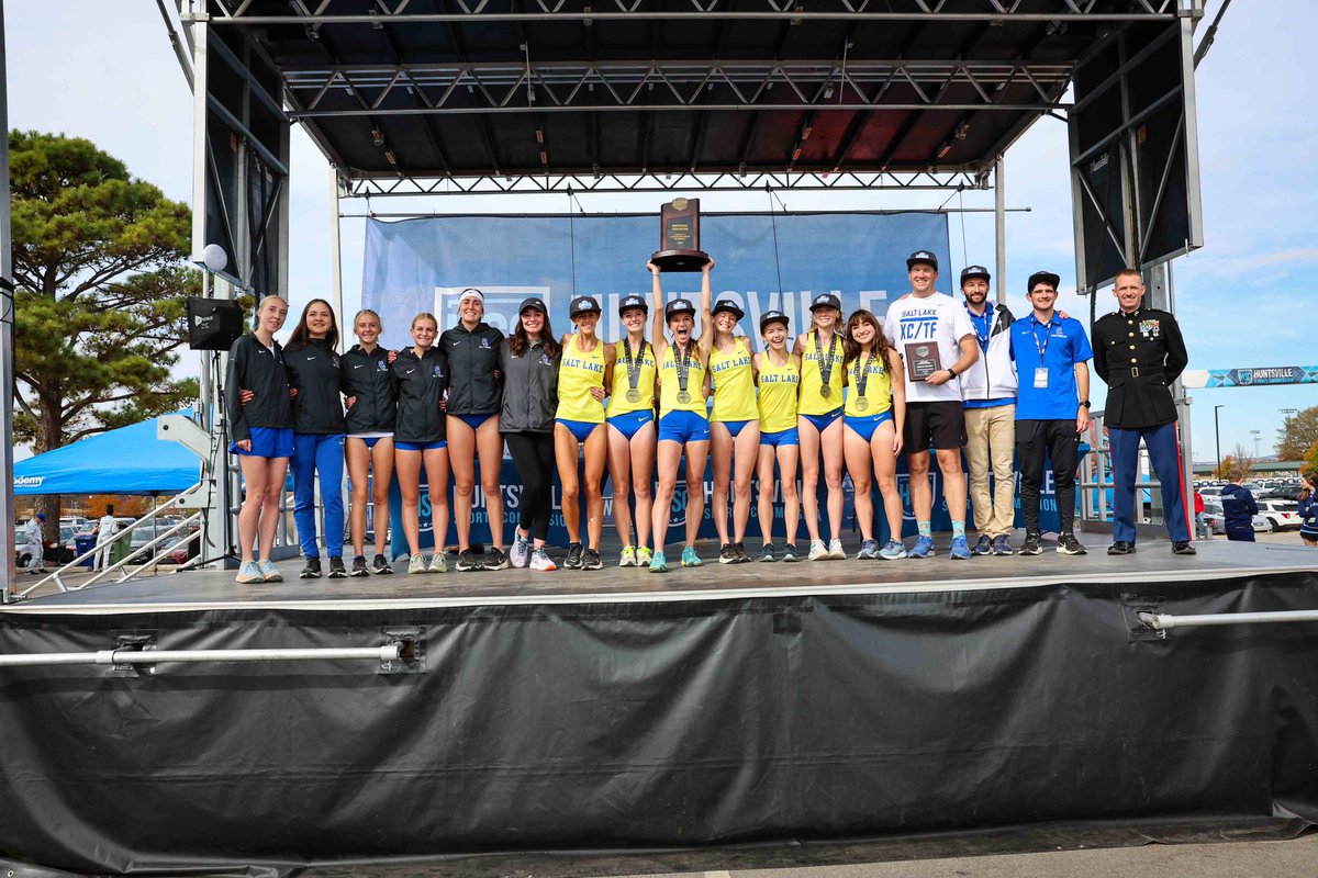 HsvSports's tweet photo. Congratulations to the following 2023 NJCAA DI Women’s Cross Country Champions:
Women’s 5K Individual - Silvia Gradizzi from Iowa Western with a time of 17:20.90
Women’s 5K Team - Salt Lake
#SportsHsv #NJCAAchamps #RunHsv https://t.co/8EIONzNzZK
