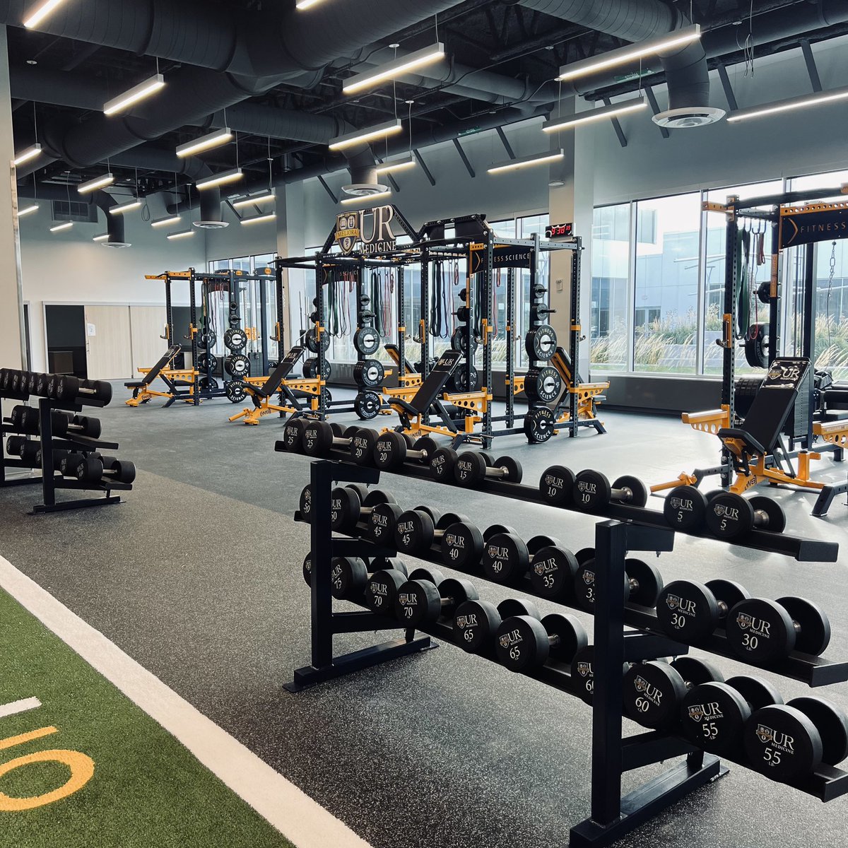 Sneak peak at the weight room for our Summer Development Program‼️ Brand new, state-of-the-art facility at the University of Rochester Medical Center‼️