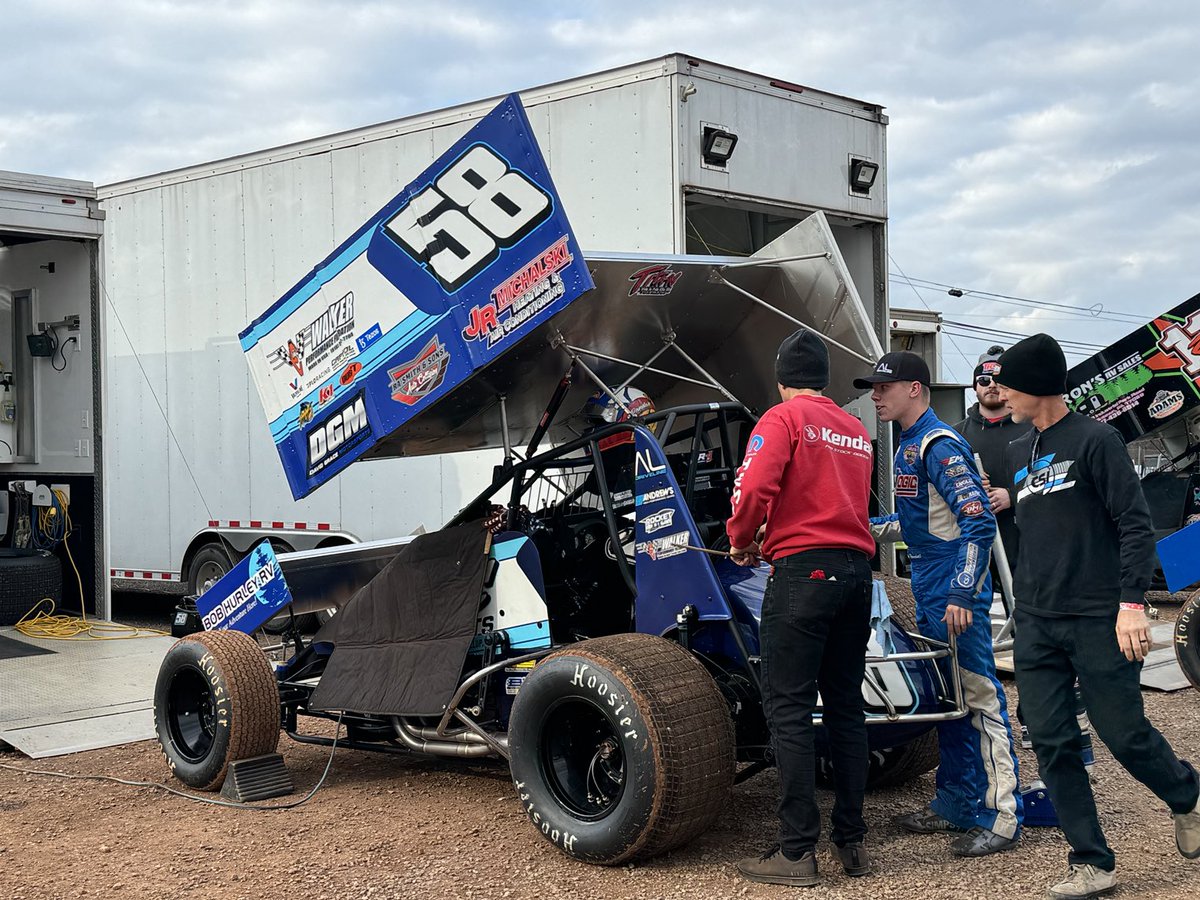 SprintCarUnl's tweet photo. .⁦@ChaseRandall09⁩ is behind the wheel of Aaron Long’s potent ⁦@ALdriveline⁩ machine ⁦@bapsrace⁩. 

Catch me very second of the action at https://t.co/UtHUuHMU5m https://t.co/3xzSAvyhMt