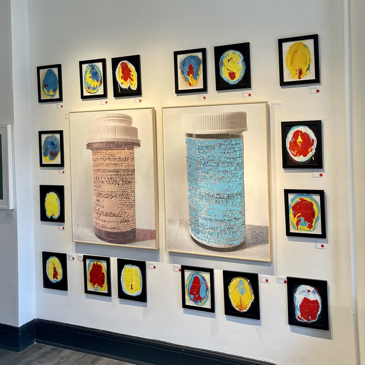 Seriously I can’t get over that <a href="/ColonnaContempo/">Colonna Contemporary</a> is on my doorstep and they have <a href="/adhd143/">Space Case 😵‍💫</a> displayed on every wall currently …