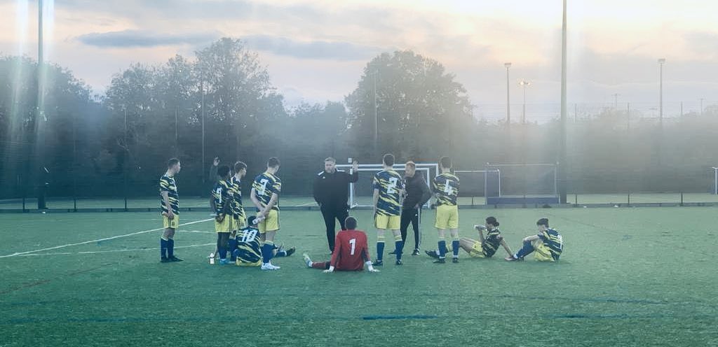 These young boys just don’t know when they’re beaten, 2 nil down after 60 minutes against a very strong Lymore Gardens side, they stepped up to the plate and walked away with a fantastic 2-3 win. Very happy and proud gaffer this evening. #UpTheTags #️⃣🟡🔵